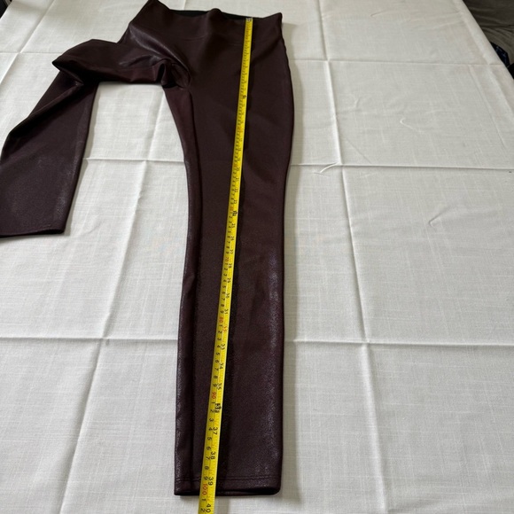 ASSETS by SPANX Women's All Over Faux Leather Wine Leggings Size M Faux Leather - Picture 7 of 8